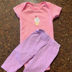 Carters 2 Piece Outfit Set